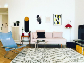 Spacious Bauhaus icon flat with fitness room in Central Buda, close to the river and Margaret island